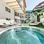 Appart hôtel Andy 4 Sterne Superior Jerzens