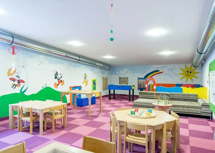 Andy 4 Sterne Superior Aparthotel 4*