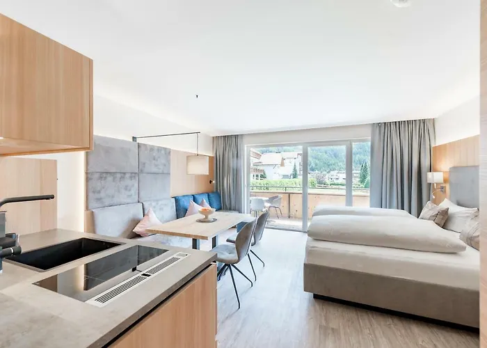 Andy 4 Sterne Superior Aparthotel 4*